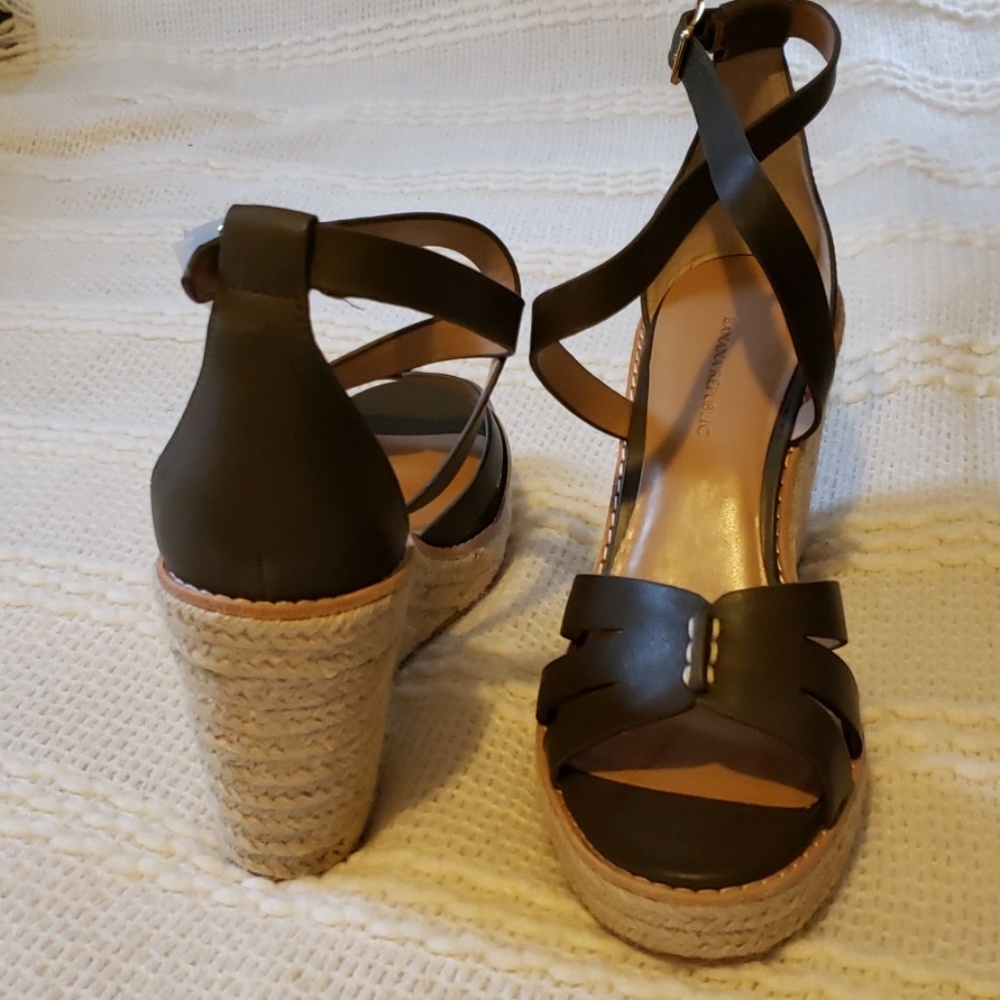 Banana Republic wedge heel sandals